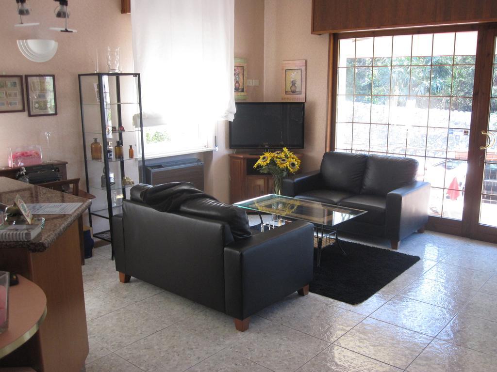 Hotel Benacus Bardolino Luaran gambar