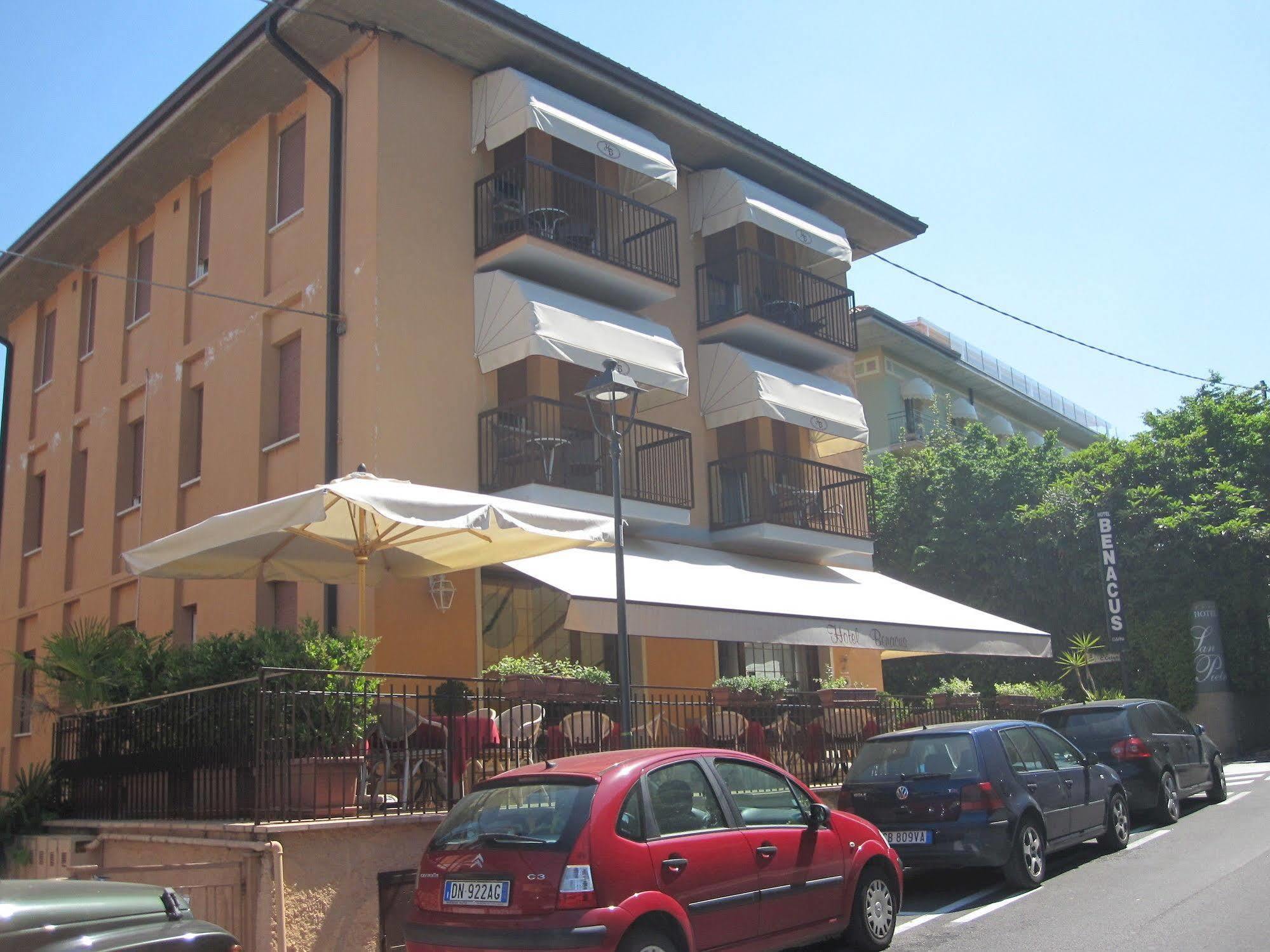 Hotel Benacus Bardolino Luaran gambar