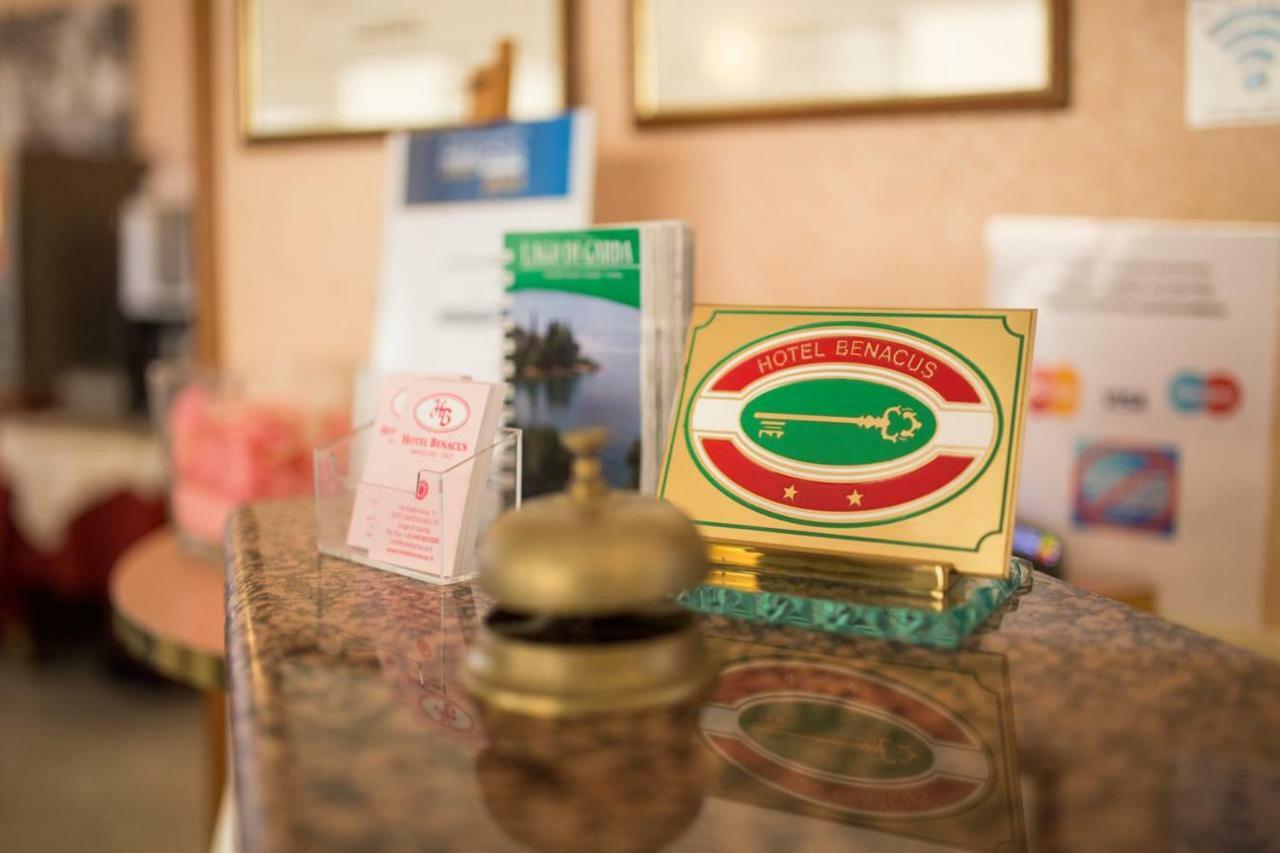 Hotel Benacus Bardolino Luaran gambar