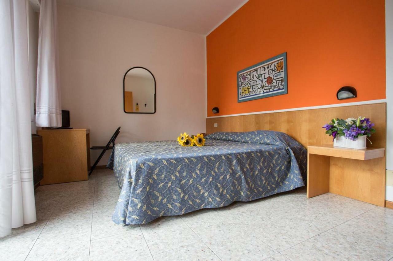Hotel Benacus Bardolino Luaran gambar